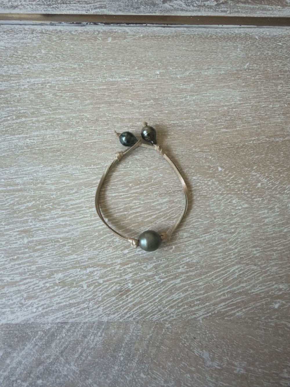 Tahitian Pearl Bracelet (3 pearls) - Picture 4 of 8